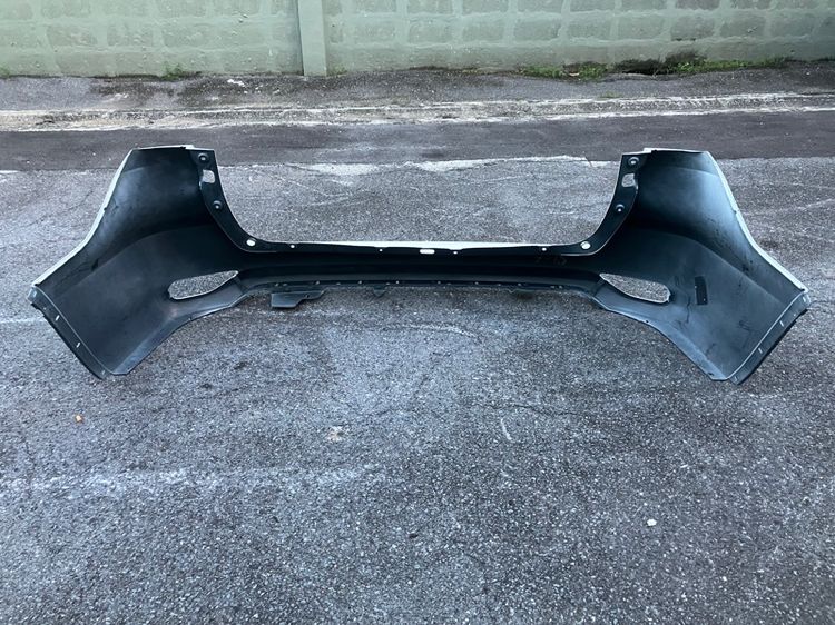 กันชนหน้า หลัง Toyota Fortuner รุ่น TRD 2015 2016 2017 2018 2019 2020 ของแท้มือสอง รูปที่ 10