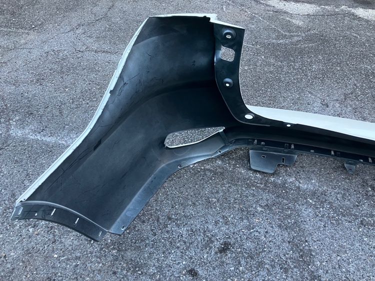 กันชนหน้า หลัง Toyota Fortuner รุ่น TRD 2015 2016 2017 2018 2019 2020 ของแท้มือสอง รูปที่ 11