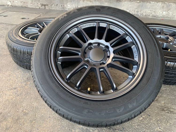 ล้อแม็กมือ1ขอบ15 RE30 4รู100 กว้าง7 ออฟ35 สีเทากัน งานSEVENFIFTH งานสวยมากๆ พร้อมยางมือ2MAXXIS185-60-15 ปี22x2 21x2 รูปที่ 3