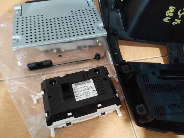 วิทยุเดิมแท้ถอดกระบะมาสด้าBT50 รูปที่ 2