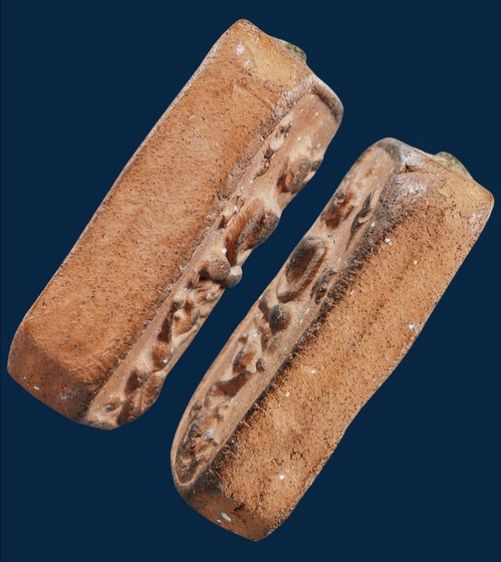 พระหลวงพ่อปาน วัดบางนมโค พิมพ์ หนุมานหาวเป็นดาว เป็นเดือน เนื้อดิน อุดผงเดิมๆ รูปที่ 3