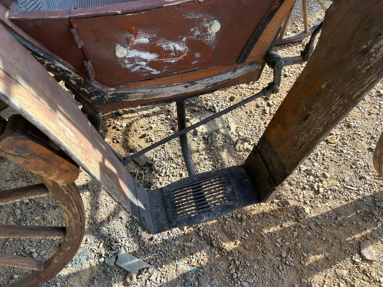 ขาย รถม้า นำเข้าจาก อังกฤษ เป็นของเก่า￼ เเท้ รูปที่ 9