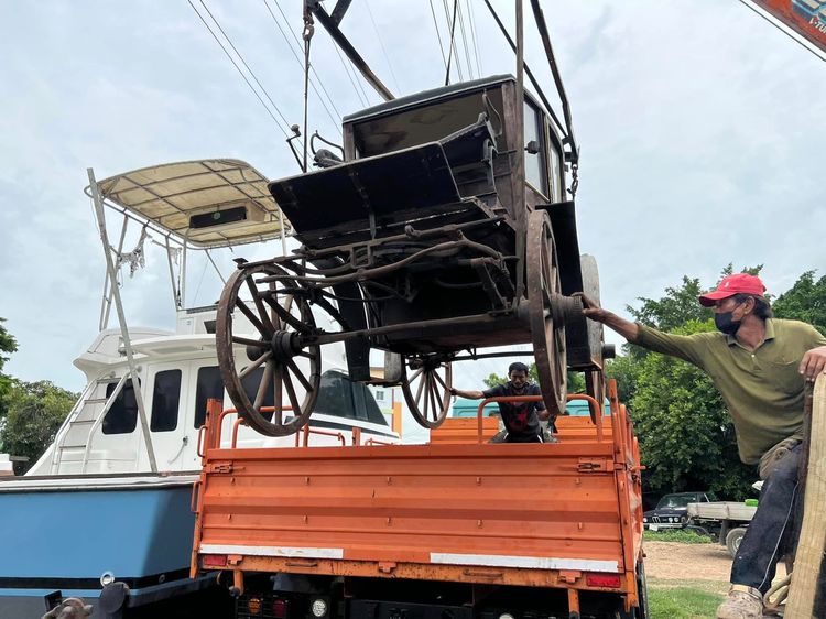 ขาย รถม้า นำเข้าจาก อังกฤษ เป็นของเก่า￼ เเท้ สภาพตามรูปเลยครับ หายากมากๆเลยครับ รูปที่ 4