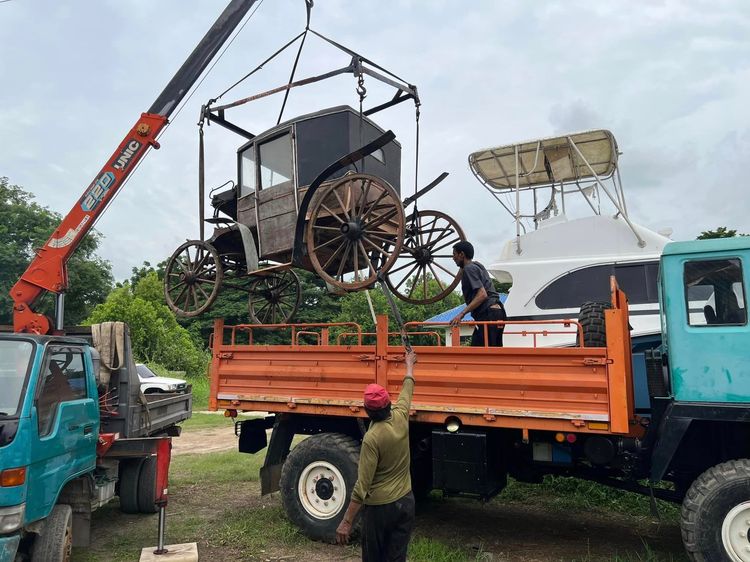 ขาย รถม้า นำเข้าจาก อังกฤษ เป็นของเก่า￼ เเท้ สภาพตามรูปเลยครับ หายากมากๆเลยครับ รูปที่ 3