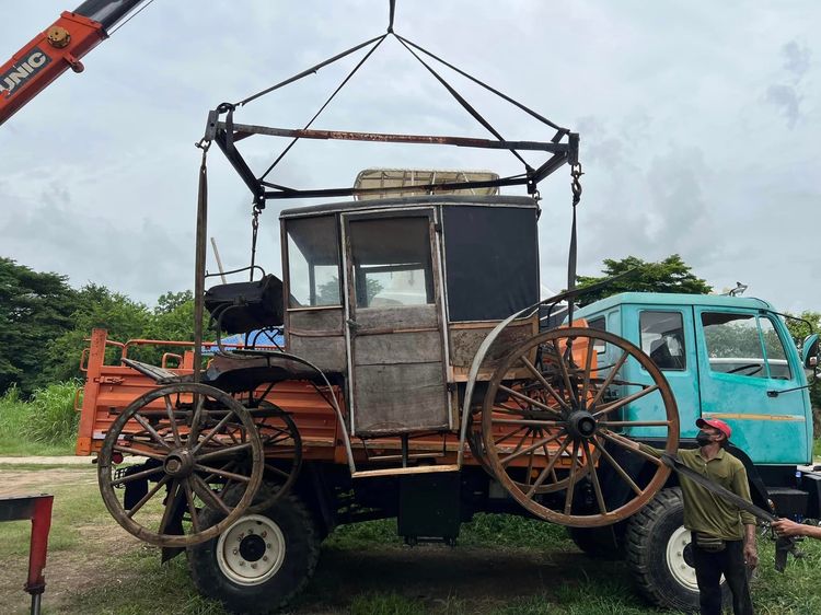 ขาย รถม้า นำเข้าจาก อังกฤษ เป็นของเก่า￼ เเท้ สภาพตามรูปเลยครับ หายากมากๆเลยครับ รูปที่ 2