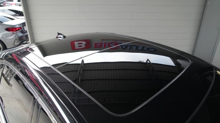 BMW Series 7 2019 740Le Sedan เบนซิน ไม่ติดแก๊ส เกียร์อัตโนมัติ ดำ รูปที่ 4