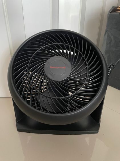 พัดลม Honeywell เล็ก กระทัดรัด รูปที่ 2
