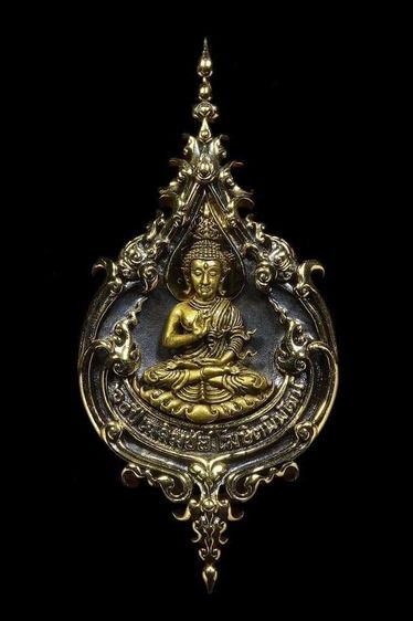 เข็มกลัด วัดร่องขุ่น 60ปี อ.เฉลิมชัย โฆษิตพิพัฒน์ ศิลปินแห่งชาติ พิเศษ 2 ลายเซ็นต์ นิยม