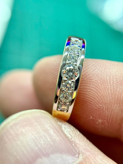 แหวนเพชรเเท้ แบบฝังสอด รูปที่ 6