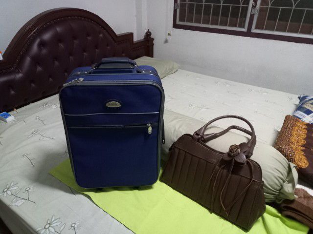 กระเป๋าหนังสะพาย รูปที่ 3