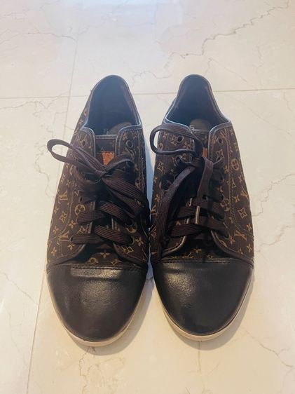 รองเท้า Louis Vuitton รูปที่ 3