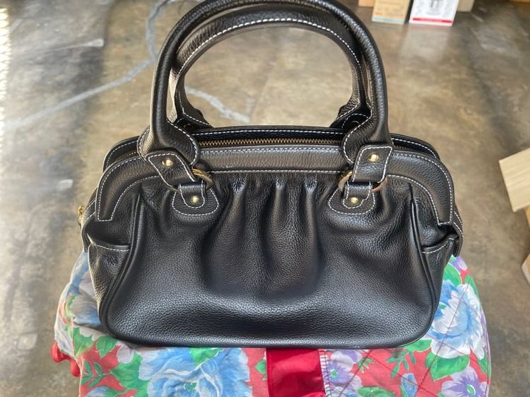 กระเป๋าสะพาย