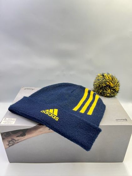 หมวกและหมวกแก๊ป หมวกไหมพรม Adidas