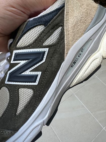 New Balance 990V3 รูปที่ 4