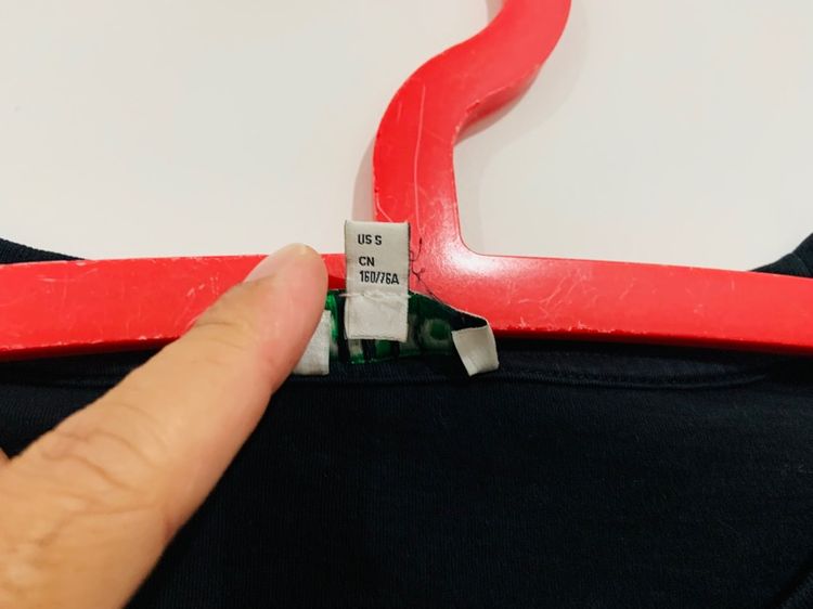 เสื้อยืด KENZO แท้ 💯 size S ผู้หญิง ขนาด อก 17.5 ยาว 24.5 นิ้ว สภาพดีมาก สกีนโลโก้เต็ม ลายสวย เนื้อผ้าดีมาก หายากน่าสะสมครับ รูปที่ 3