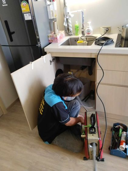 ท่อน้ำตัน ส้วมตัน ทะลวงท่อ งูเหล็ก แก้ได้ รูปที่ 2