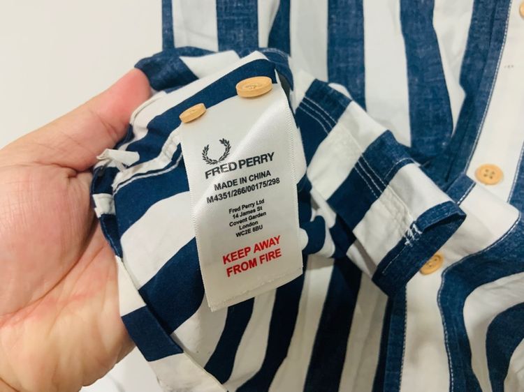 เสื้อเชิ้ต FRED PERRY แท้ 💯 size SX วัดจริงเท่า M ขนาด อก 20 ยาว 28 นิ้ว สภาพใหม่มาก ทรงสวย เนื้อผ้าดีมาก หายากน่าสะสมครับ รูปที่ 6