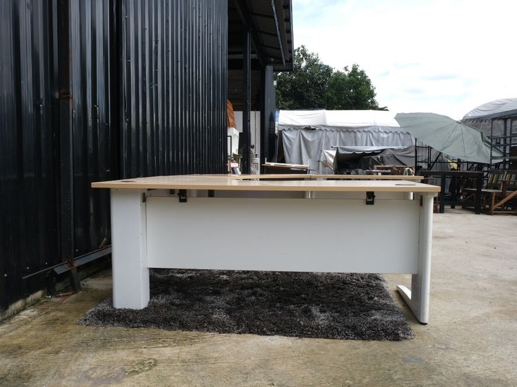 ชุดโต๊ะทำงานผู้บริหาร 3 ชิ้นต่อกัน ขาเหล็ก ท็อปหน้าไม้ ยี่ห้อ Rockworth  รูปที่ 6