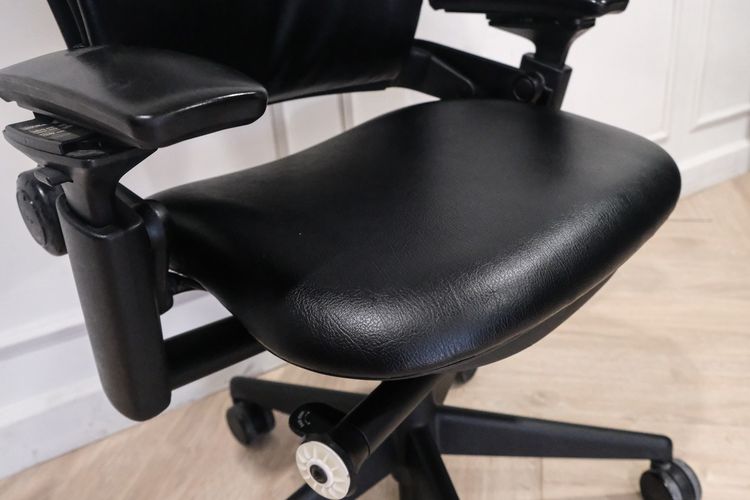 Ergonomic Chair Made in USA (BLACK) เก้าอี้ทำงานเพื่อสุขภาพ Steelcase รุ่น Leap V2 รูปที่ 5