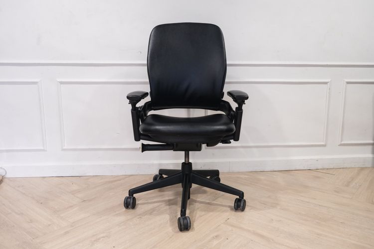 Ergonomic Chair Made in USA (BLACK) เก้าอี้ทำงานเพื่อสุขภาพ Steelcase รุ่น Leap V2 รูปที่ 2