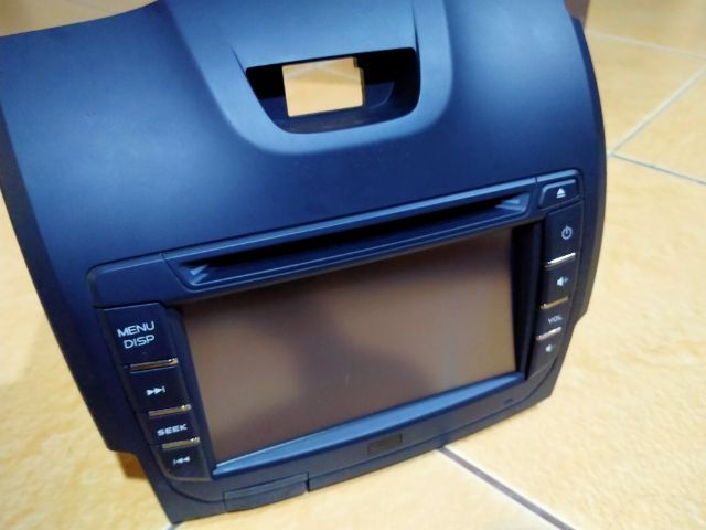 วิทยุจอเดิมแท้ถอดisuzuปี17 รูปที่ 4