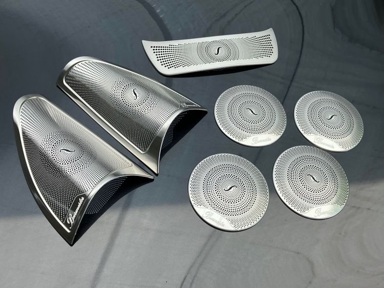ฝาครอบลำโพง Bermester Benz W253 GLC เนื้อStainlessแท้ เป็นของใหม่