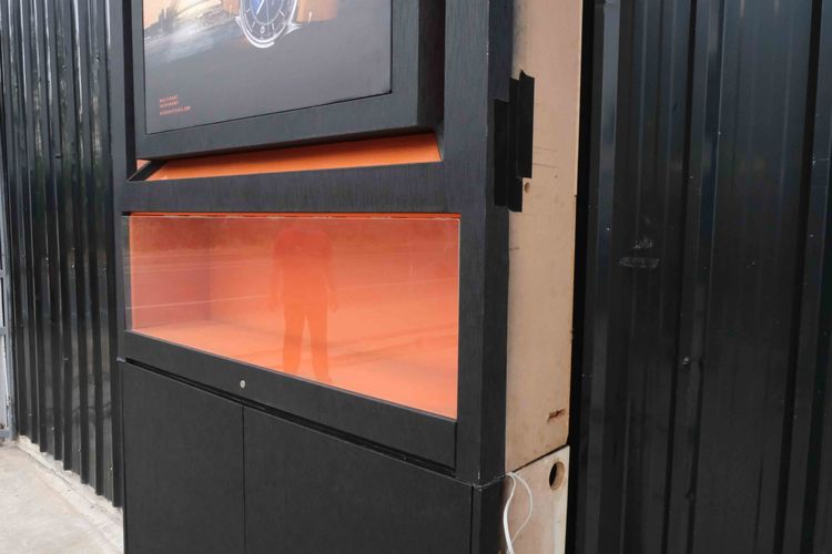 ตู้จิวเวลรี่ ตู้โชว์กระจก ตู้โชว์2ชั้น โครงไม้สีดำ 2บานเปิด 1ลิ้นชักกระจก รูปที่ 9