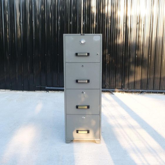 เหล็ก ตู้เซฟ 4 ลิ้นชักแฟ้มแขวน 330 กก. ลีโก้ รุ่น LEECO-TB4C-4D (พร้อมรหัสและกุญแจ) 