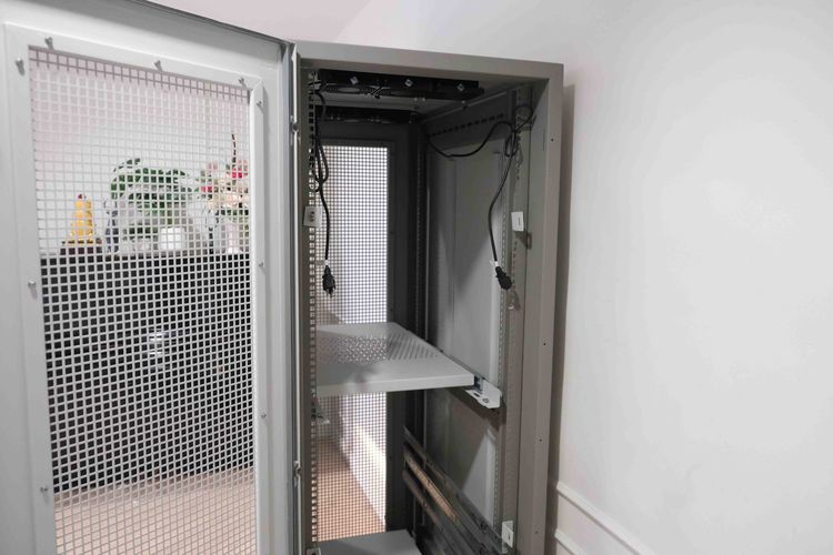 19" Germany Server Rack ตู้ Server Rack สูง 180 cm ตู้เสริฟเวอร์โครงเหล็กสีขาว ตู้แร็ค IT  แบบมีล้อ รูปที่ 11