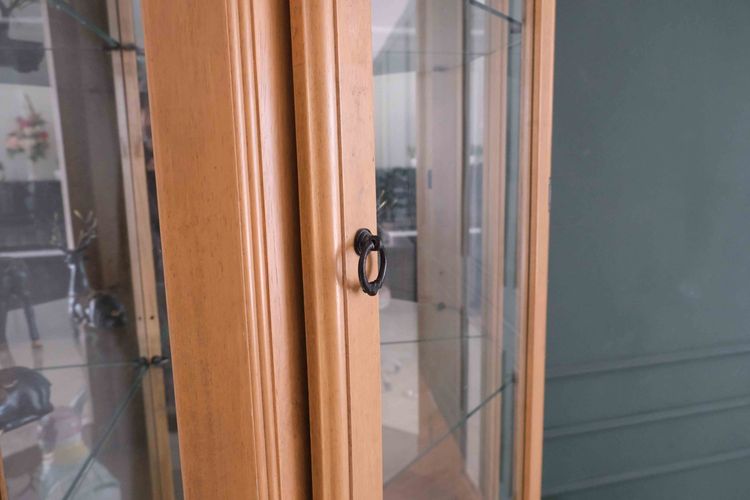 ตู้โชว์กระจก โครงไม้โอ๊คทรงสูง 5 เหลี่ยม รูปที่ 6