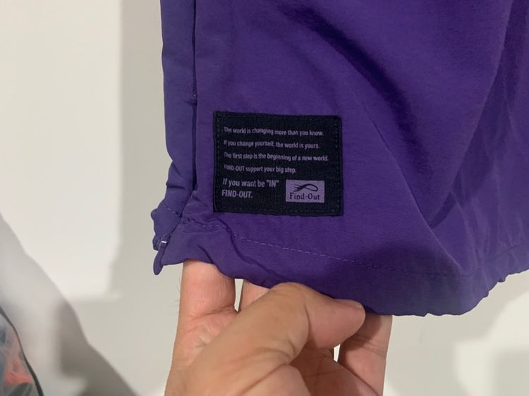 เสื้อยืด Find-Out แท้ 💯 size M ขนาด อก 22 ยาว 27.5 นิ้ว สภาพใหม่มาก ดีเทลสวย สีม่วงสด เนื้อผ้าแห้งเร็วหายากน่าสะสมครับ รูปที่ 2