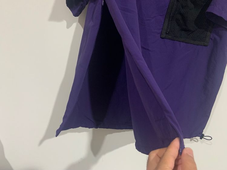 เสื้อยืด Find-Out แท้ 💯 size M ขนาด อก 22 ยาว 27.5 นิ้ว สภาพใหม่มาก ดีเทลสวย สีม่วงสด เนื้อผ้าแห้งเร็วหายากน่าสะสมครับ รูปที่ 6