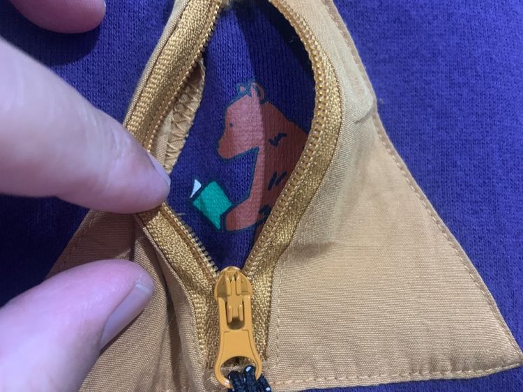 เสื้อกันหนาว CAMPLAY แท้ 💯 size L ขนาด อก 22.5 ยาว 26.5 นิ้ว สภาพดีมาก ดีเทลสวย เนื้อผ้าหนทนิ่มมาก รูปที่ 6