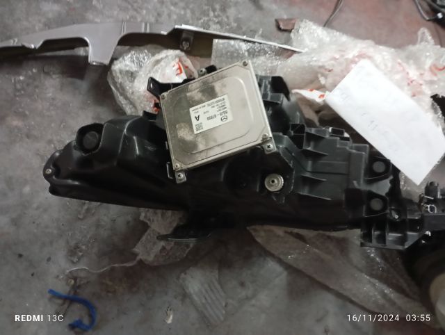 ไฟหน้า พร้อมบัลลบาสซีนอล ออนิวมาสด้า3 รูปที่ 2