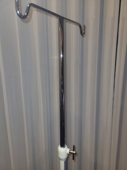 เสาน้ำเกลือ แบบ 4 แฉก แบรนด์ SINGHA มือสอง ใช้4 ครั้ง รูปที่ 2