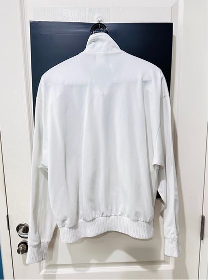 เสื้อวอร์มสีขาว แบรนด์ Addidas vintage  รูปที่ 2