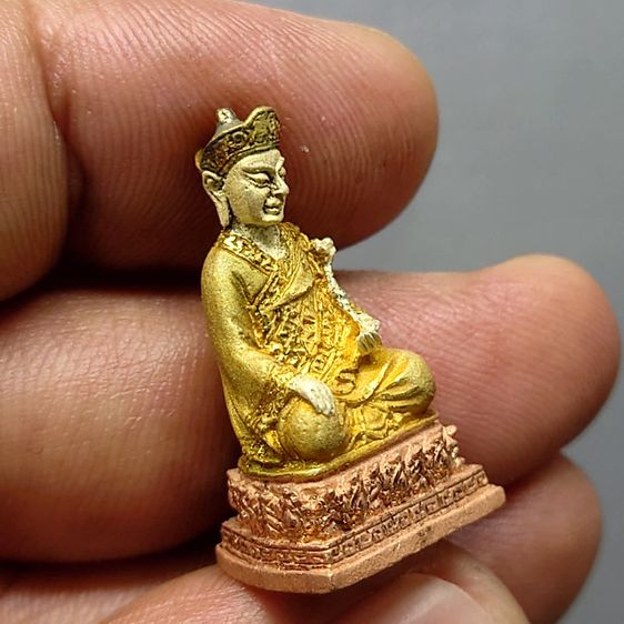 หลวงปู่ไต้ฮงกงโจวซื่อ รุ่นรวมเมตตา มหามงคล เนื้อเงินสามกษัตริย์ พิธีพุทธาภิเษก ณ วัดหัวลำโพง พ.ศ.2540 พร้อมกล่องเดิม รูปที่ 5