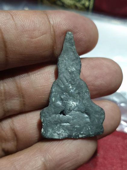 พระท่ากระดาน นเรศวร สมาคมชาวกาญจนบุรี ปี 18 หลวงปู่โต๊ะร่วมปลุกเสก หายากแล้ว พร้อมกล่องเดิม รูปที่ 2