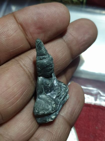 พระท่ากระดาน นเรศวร สมาคมชาวกาญจนบุรี ปี 18 หลวงปู่โต๊ะร่วมปลุกเสก หายากแล้ว พร้อมกล่องเดิม รูปที่ 7