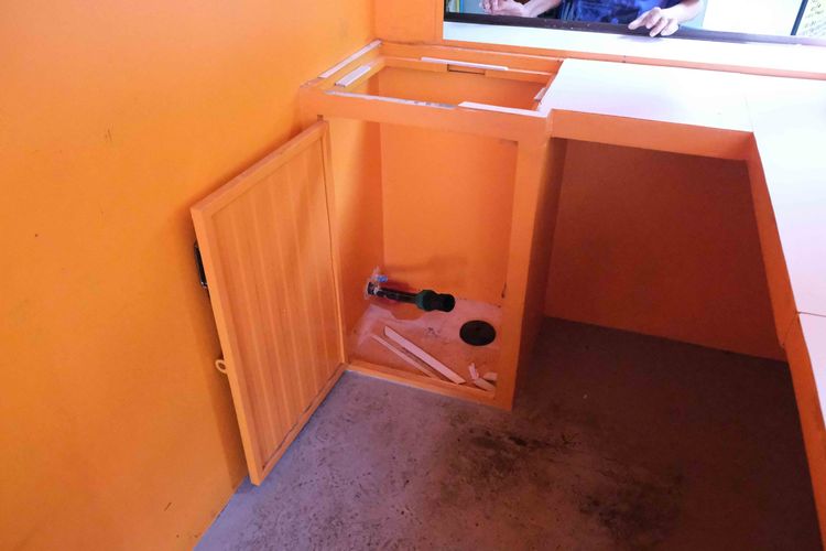 ซุ้มขายของ ซุ้มขายขนม โครงเหล็ก มีล้อ ดีไซน์ทรงไทย พร้อม ระบบน้ำ ระบบไฟ รูปที่ 15