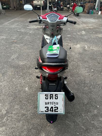 HONDA Wave 110i หัวฉีดเกียร์ สตาร์ทมือ สภาพรถเดิมๆ เครื่องดีมาก สีสวยมาก ต้องมาดูของจริง ราคารวมโอนฟรี มีเเถมหมวก รูปที่ 6
