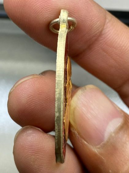 เหรียญหลวงพ่อแดง ลงยา หน้ากากทอง รูปที่ 3