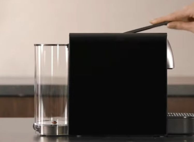 เครื่องชงกาแฟ Nespresso essenza mini รูปที่ 4