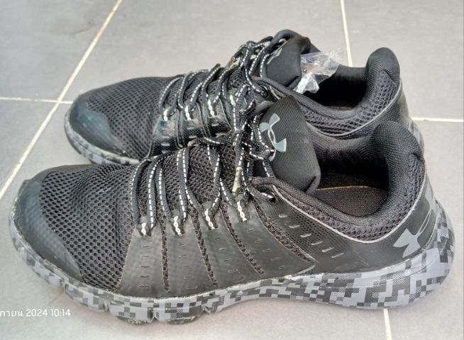 ดำ ผ้าใบ รองเท้าผ้าใบ UK 8.5 | EU 42 2/3 | US 9 รองเท้าผูชาย UNDER ARMOUR เบอร์ 9 us 