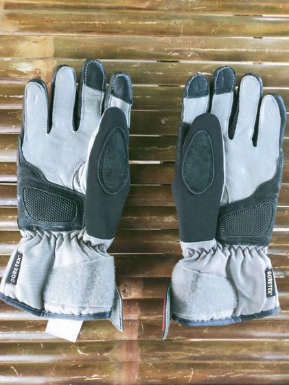 ถุงมือ BMW gs dry สวยๆครับ 2500บ. รูปที่ 2