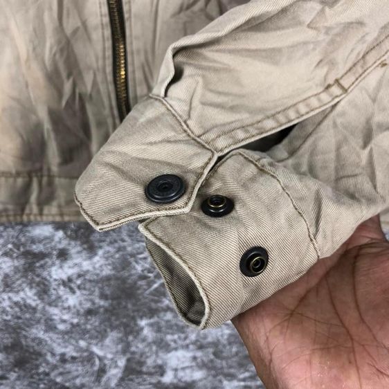 เสื้อแจ็คเก็ต DICKIES แท้ 💯 size วัดจริง ขนาด อก 21.5 ยาว 26.5 นิ้ว สภาพดีมาก ทรงสวย ดีเทลกระเป๋าสวย ตัดเย็บดีมาก หายากน่าสะสมครับ รูปที่ 4