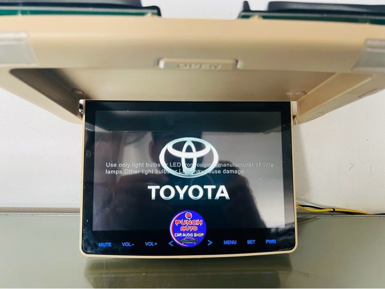 จอเพดาน TOYOTA (สภาพป้ายแดง)