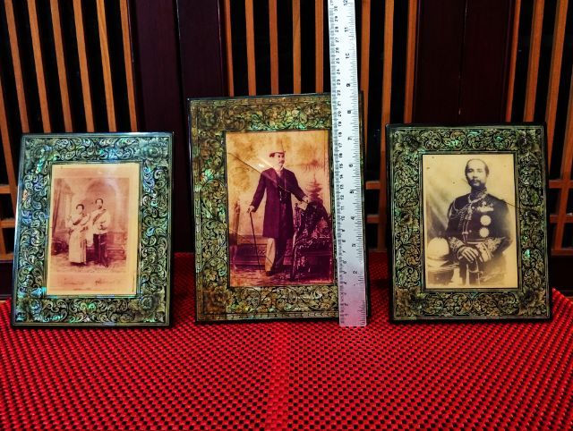 กรอบรูปรัชกาลที่ 5เปลือกหอยมุกขายเหมา 3 ชิ้นเก่าโบราณ รูปที่ 7