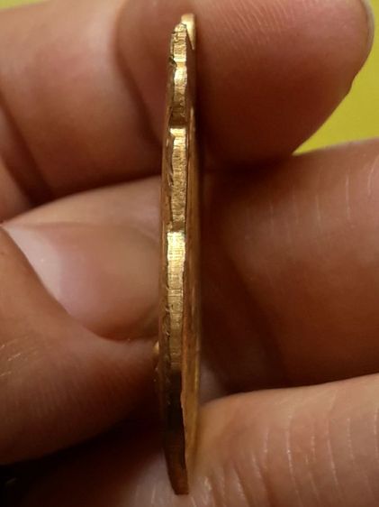 เหรียญพระพุทธชินราช กะไหล่ทอง รูปที่ 4