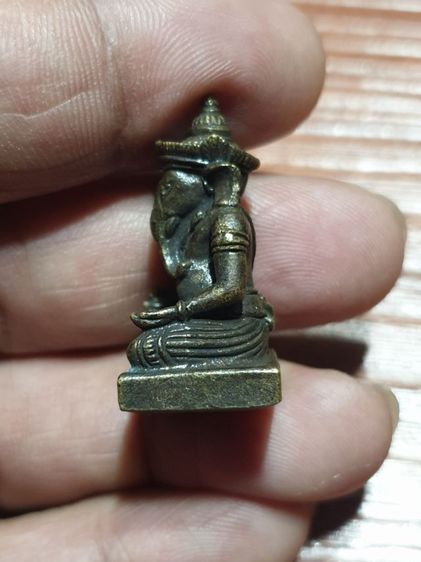 พระพิฆเนศลอยองค์ รุ่นแรก หลวงพ่อยิด ปี35 วัดหนองจอก กุยบุรี ประจวบคีรีขันธ์ เนื้อสำริด มีโค๊ด สวยไม่ผ่านการใช้ รูปที่ 3